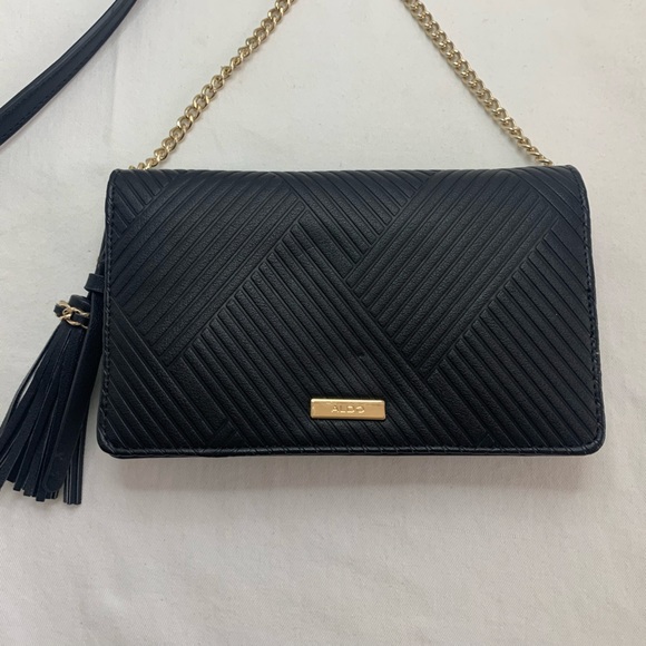 Aldo Handbags - Aldo Off Set Chevron Cross Body Purse